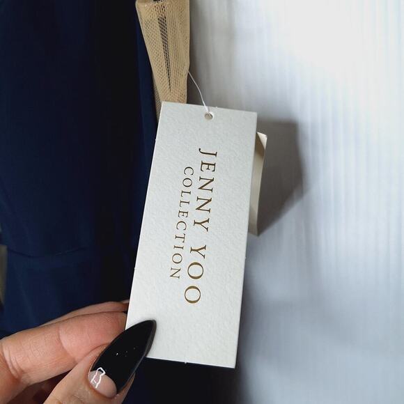 Elegant Navy Blue Evening Gown - Picture 4 of 12